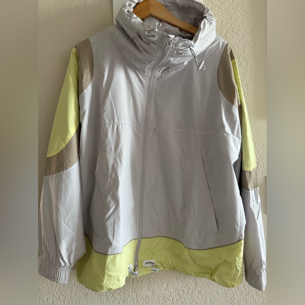 adidas x Stella McCartney Stylish Gray and Yellow Windbreaker Jacket